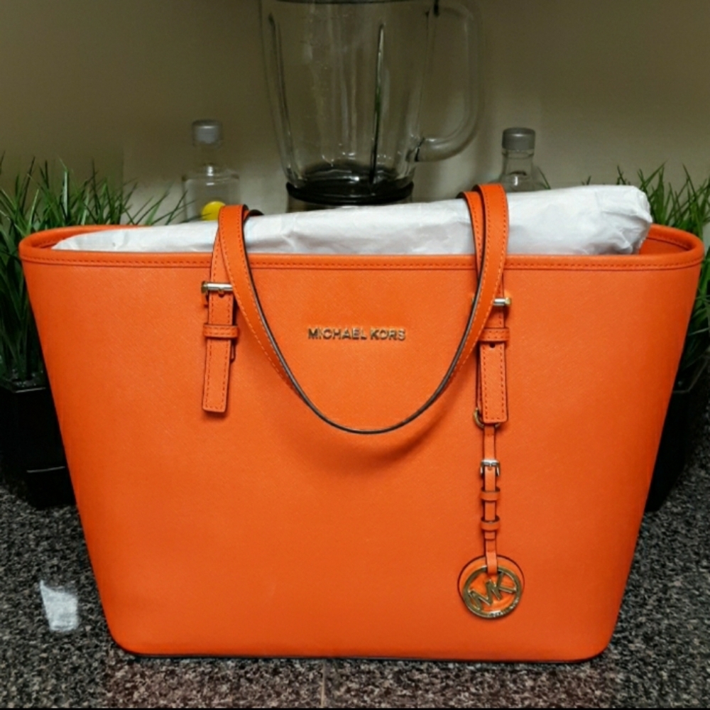 Michael Kors Jet Set Travel Tote